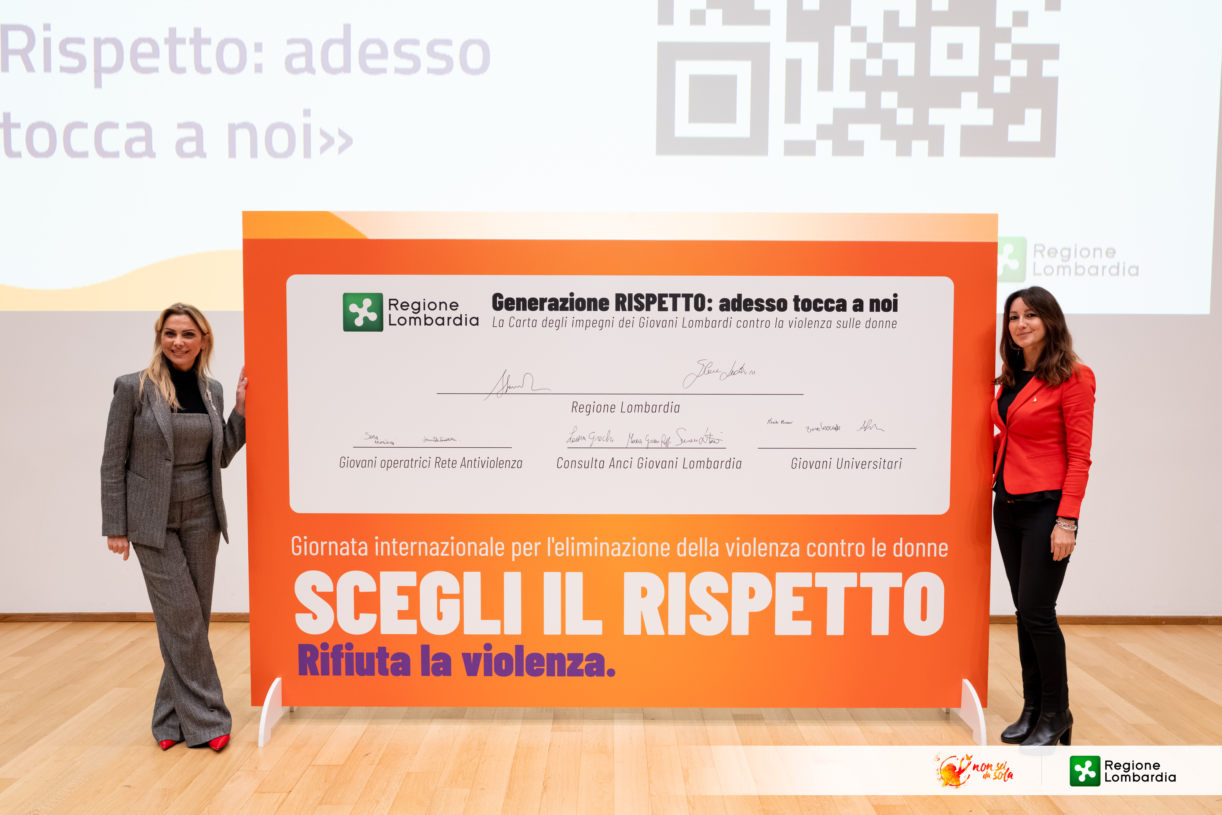 Presentatrice Carta Lucchini