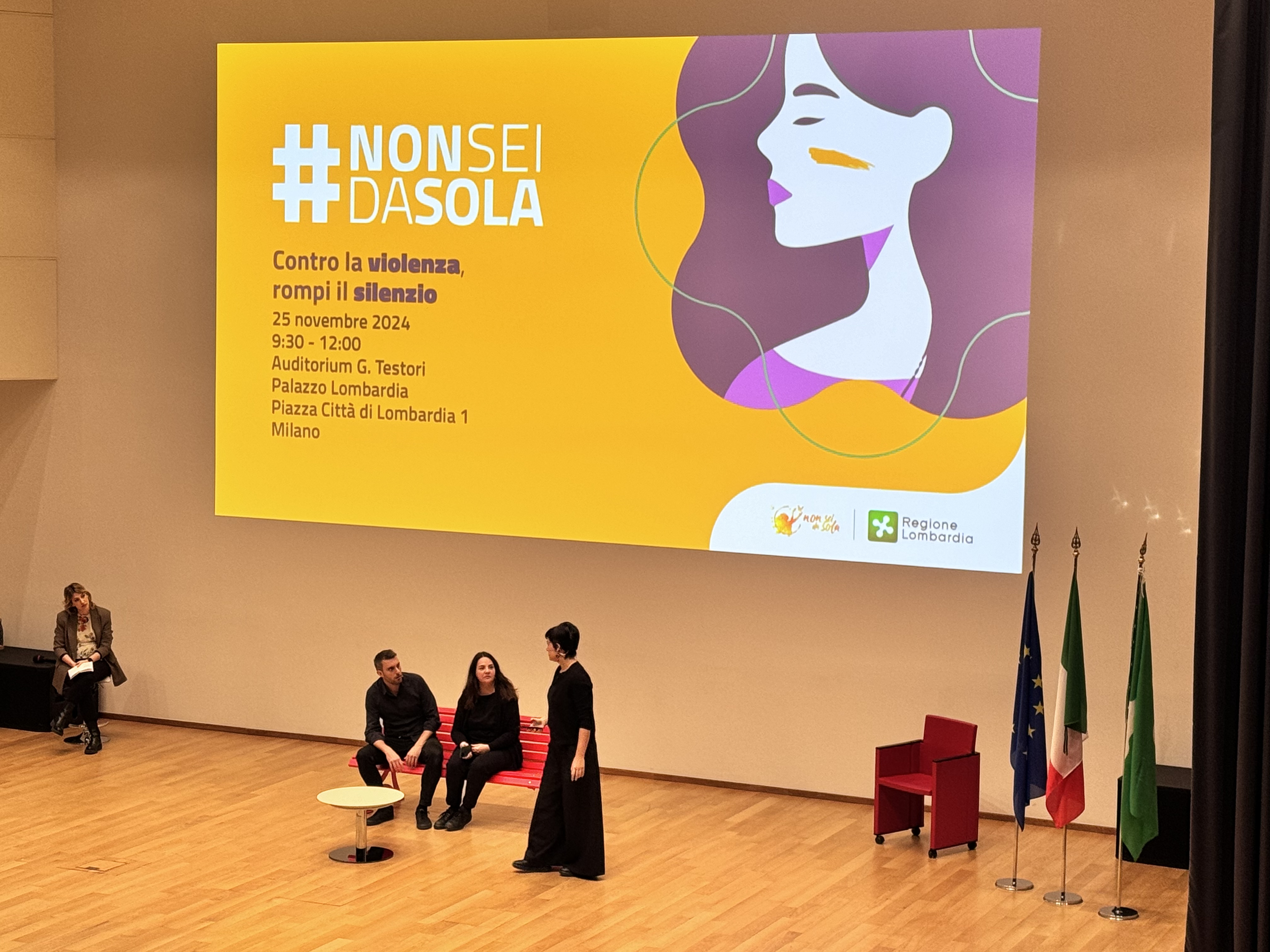 Scenetta violenza fisica